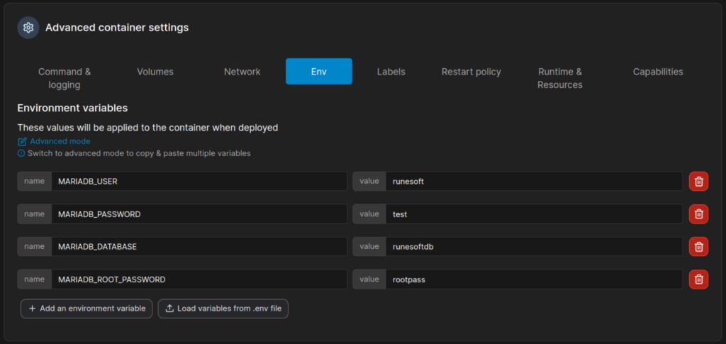 Screenshot from Portainer's web interface, where the new container form is visible, with the enviroment variables.